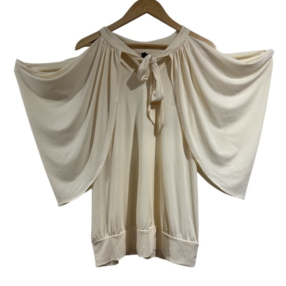 Lane Bryant blouse cream Tie-Front top cold shoulder bat wing NeW 14 16 size - Picture 2 of 5